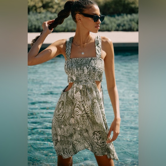 Anthropologie Square-Neck Smocked Cut-Out Mini Dress Animal Print size XS - Picture 1 of 8